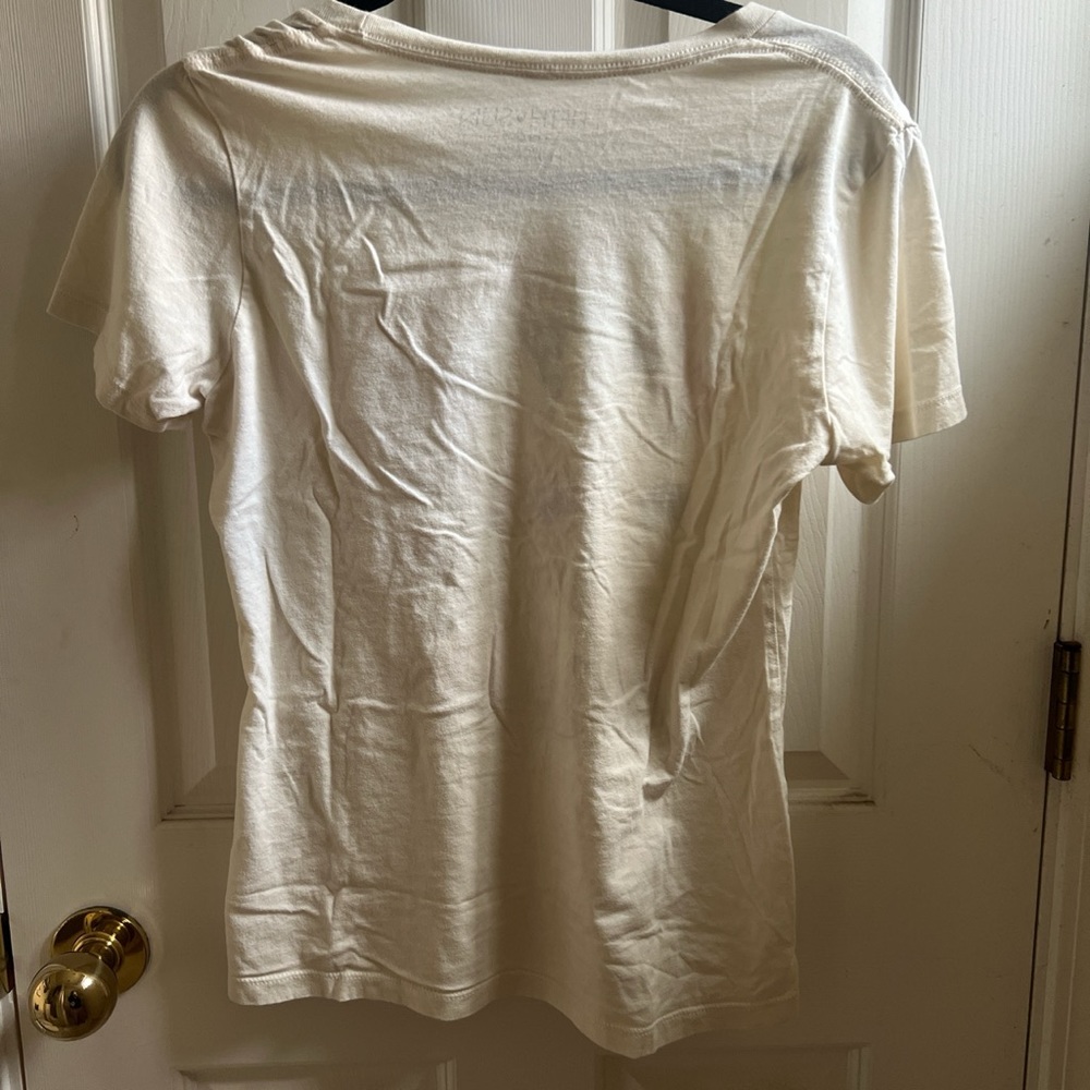 beige flower t-shirt - Picture 2 of 3